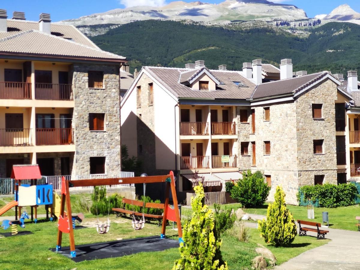 Apartamento El Roble Villanúa Zewnętrze zdjęcie