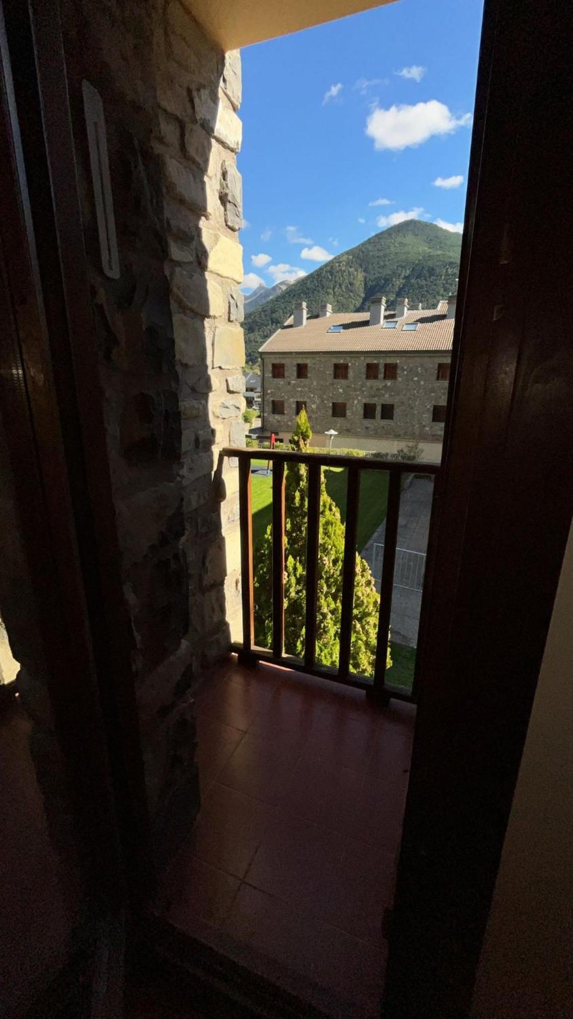 Apartamento El Roble Villanúa Zewnętrze zdjęcie